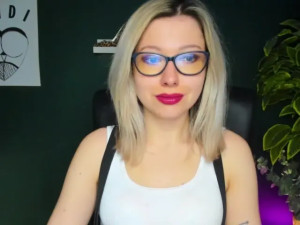 Watch xxHeidiLove recorded live streams from BongaCams on 2025/05/07, Cam Archive