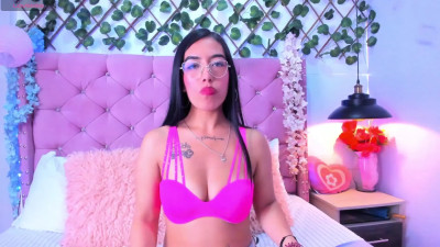 Watch Marien_petit recorded live streams from Stripchat on 2025/05/08, Cam Archive