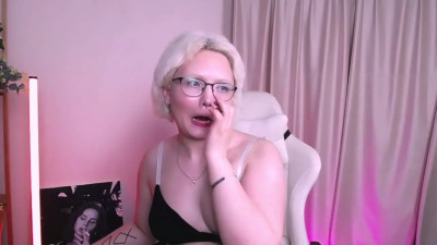 Watch LinaFoxxy_ recorded live streams from Chaturbate on 2025/05/06, Cam Archive