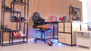 Watch delilah_smith_1 recorded live streams from Chaturbate on 2025/05/09, Cam Archive