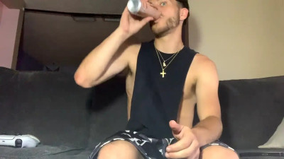 Watch wentbrokeonstrippers recorded live streams from Chaturbate on 2025/05/10, Cam Archive